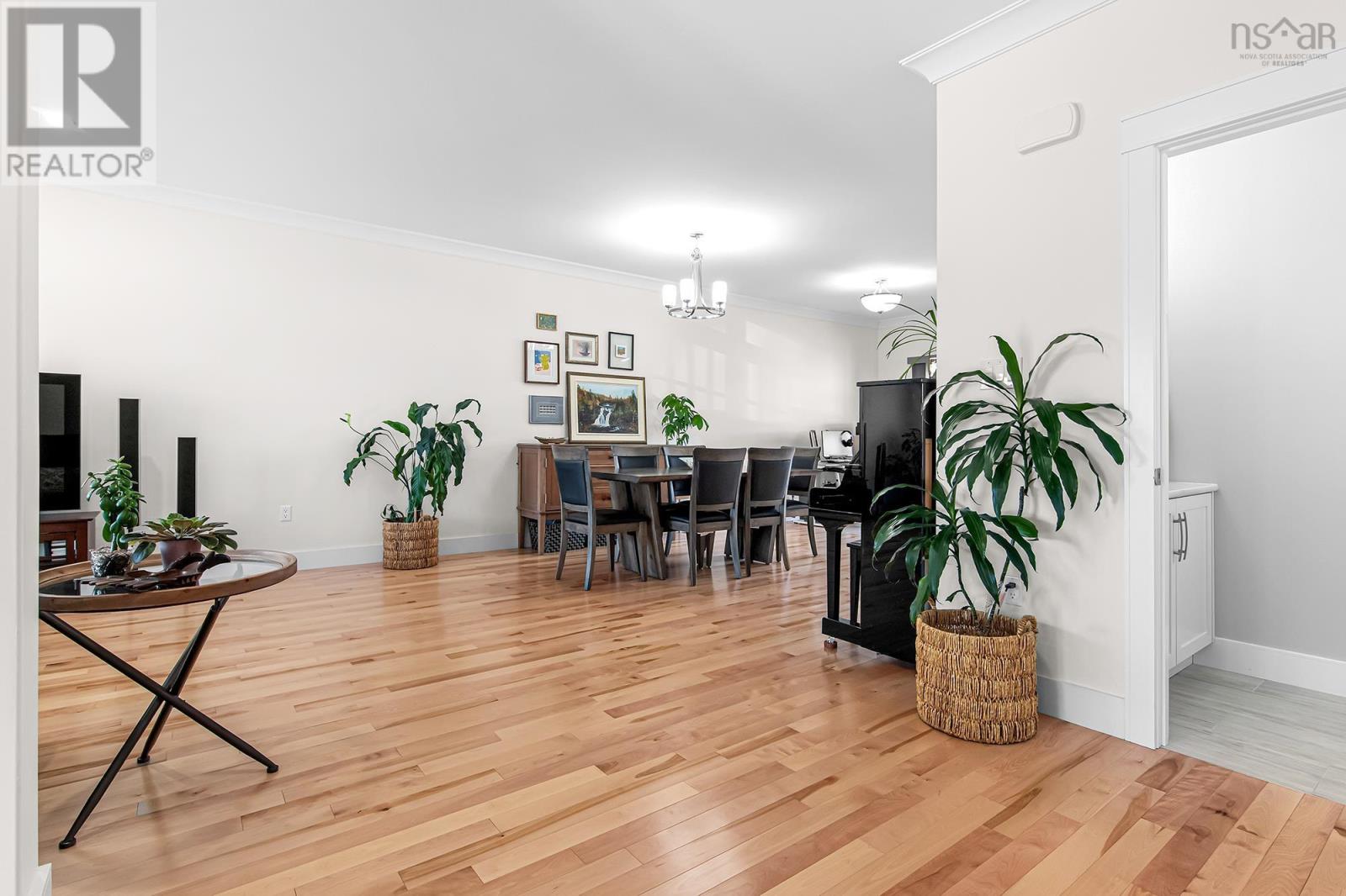 84 ELIZA RITCHIE CRESCENT - 11