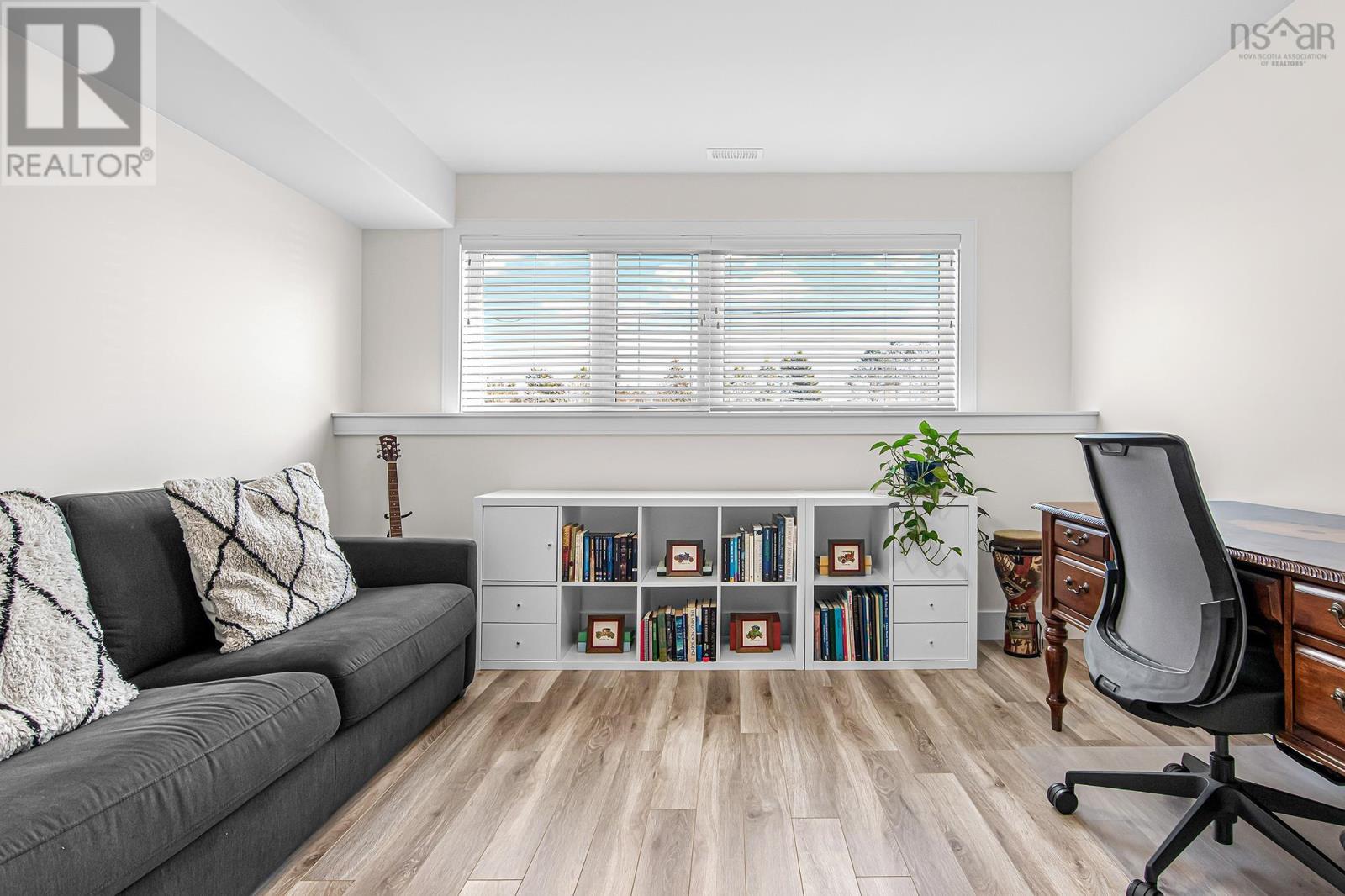 84 ELIZA RITCHIE CRESCENT - 8