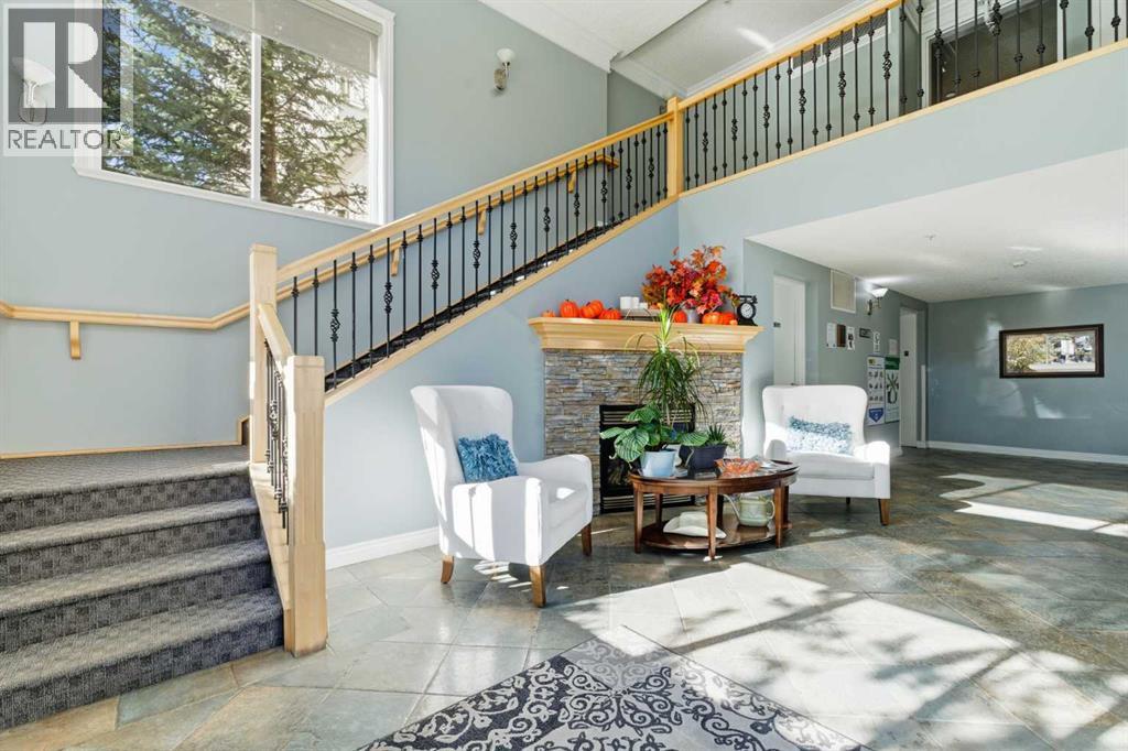 128 Centre Avenue, Cochrane