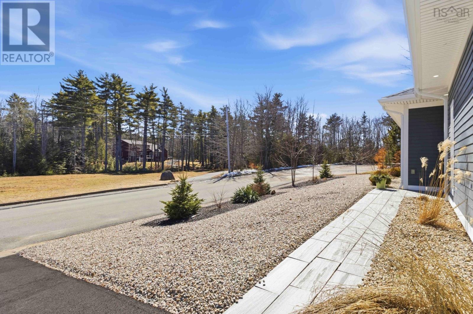 Property 36 of 45 of 51 Cresthaven Court