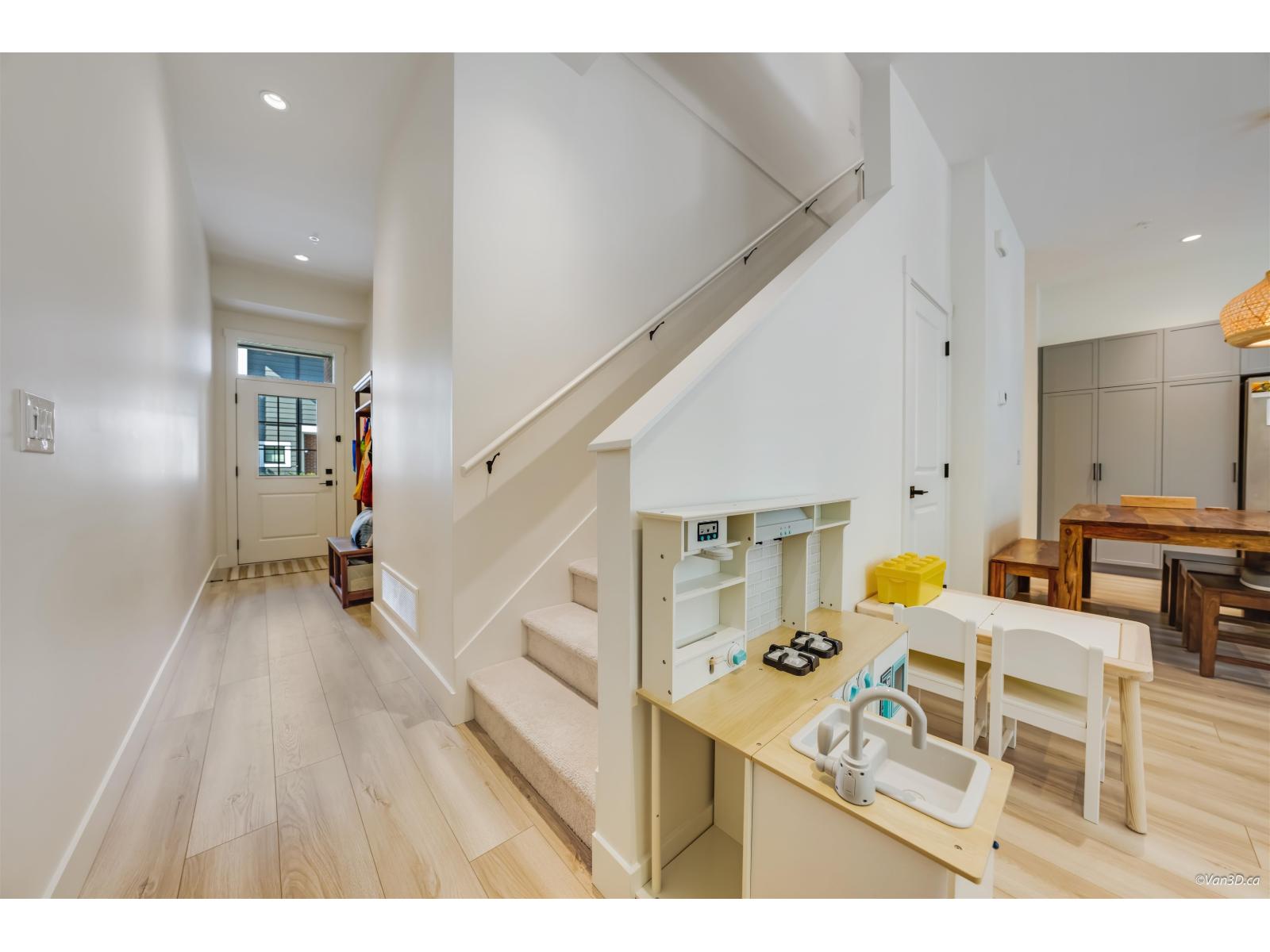 83 7640 197 STREET, Langley