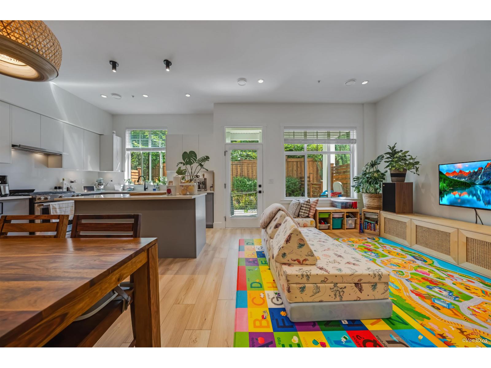 83 7640 197 STREET, Langley