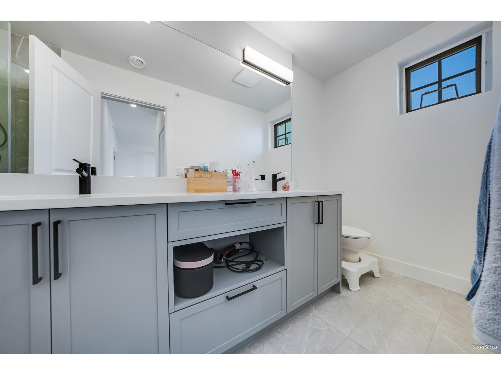 83 7640 197 STREET, Langley