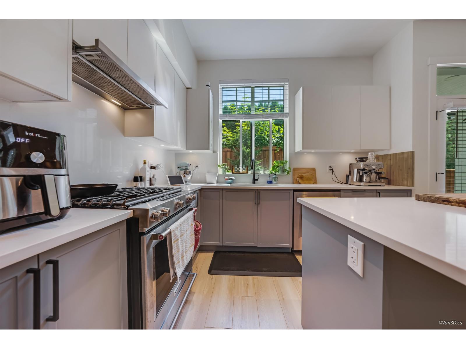 83 7640 197 STREET, Langley