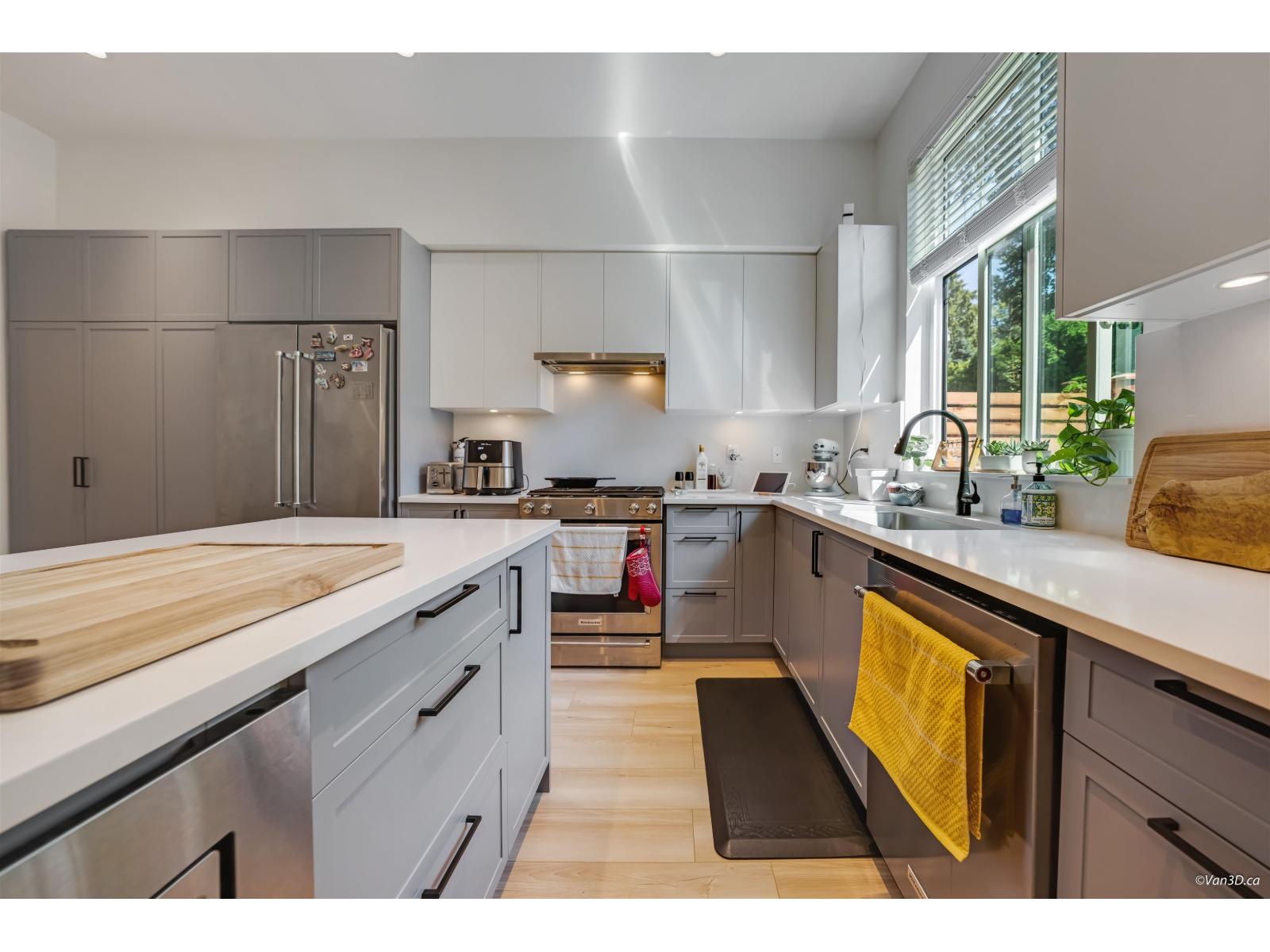 83 7640 197 STREET, Langley