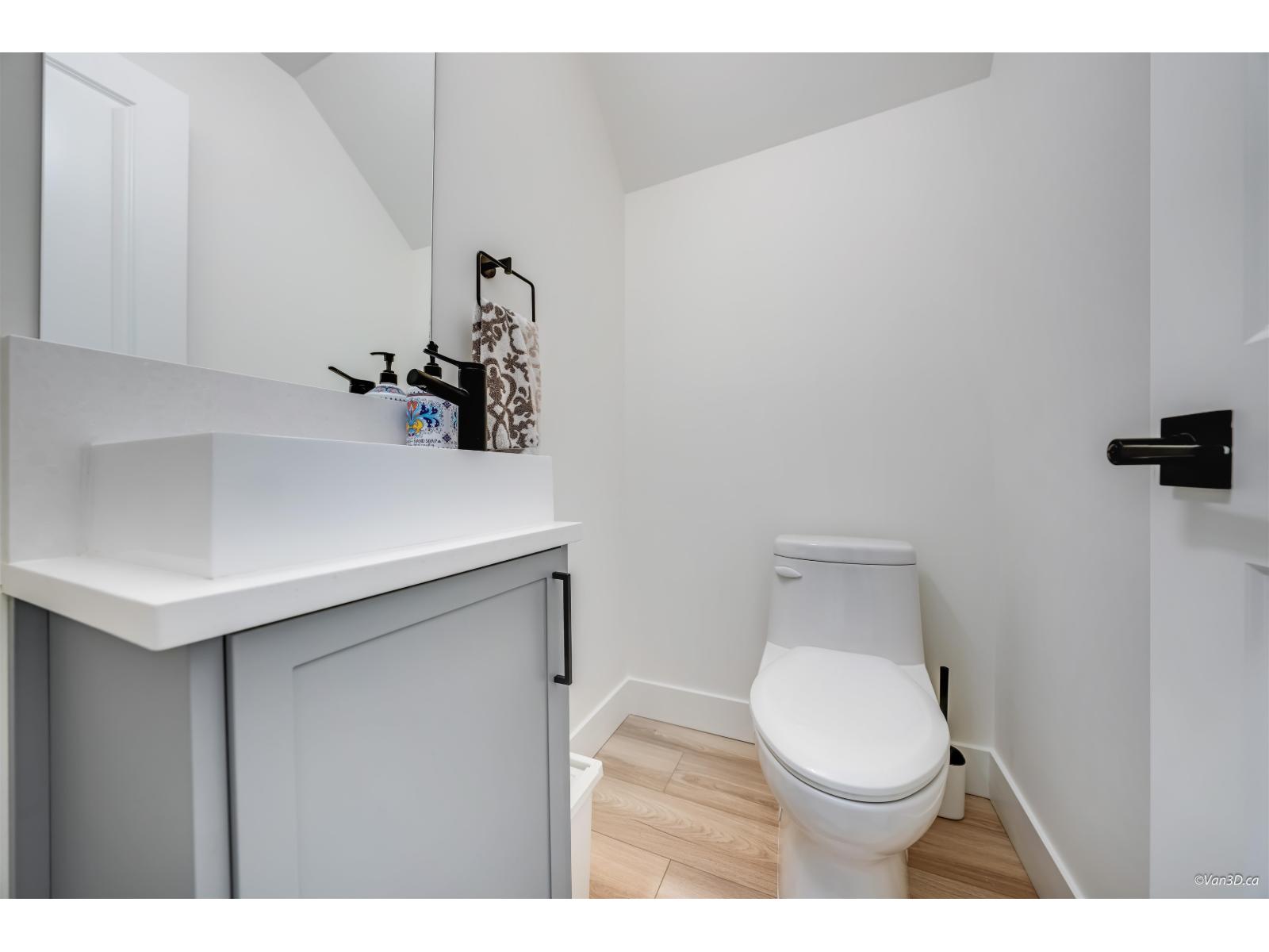 83 7640 197 STREET, Langley