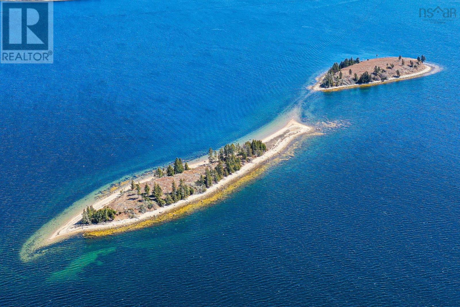 Property 3 of 10 of Saddle Island