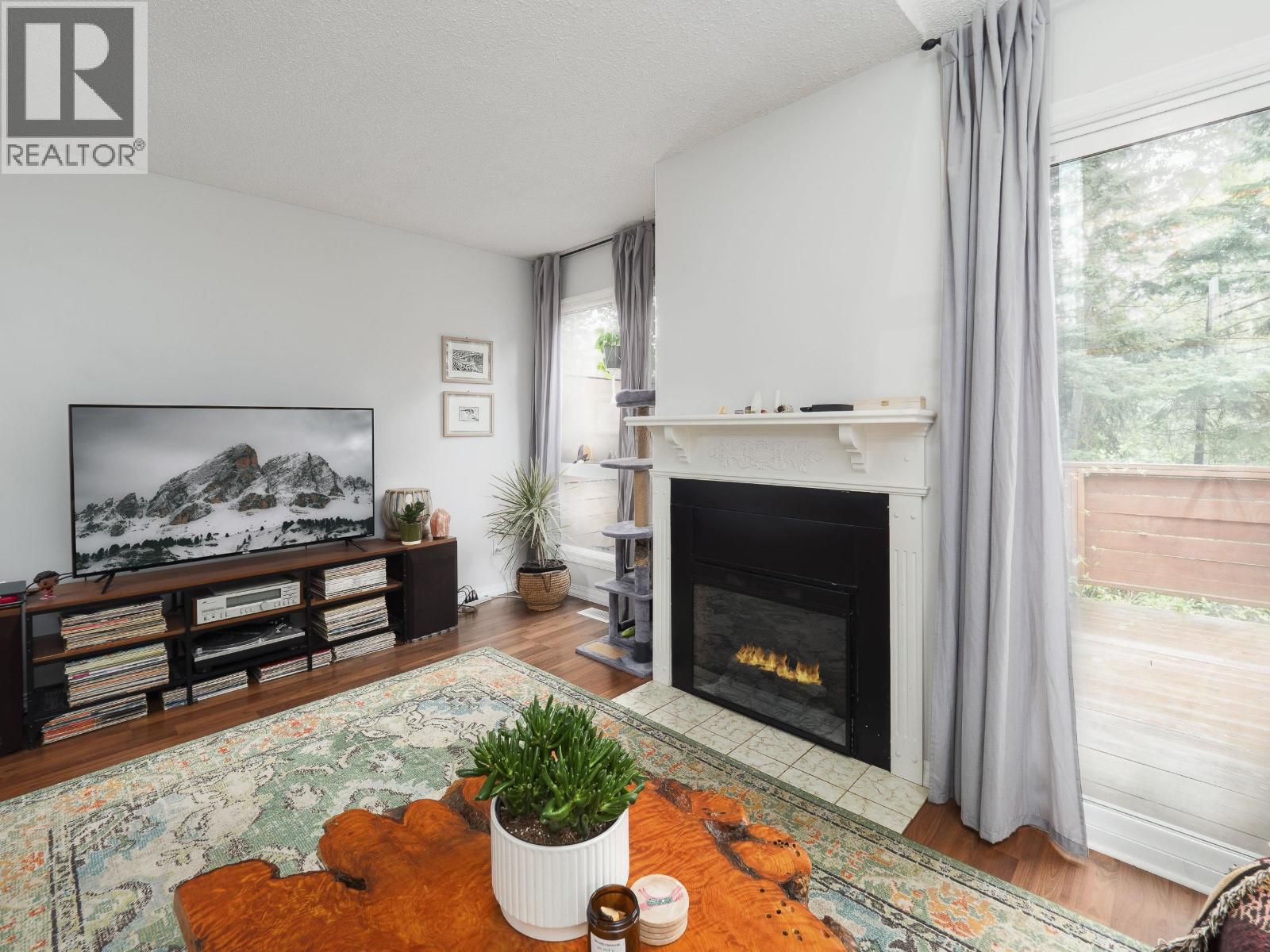 #131 101 N TABOR BOULEVARD - 19