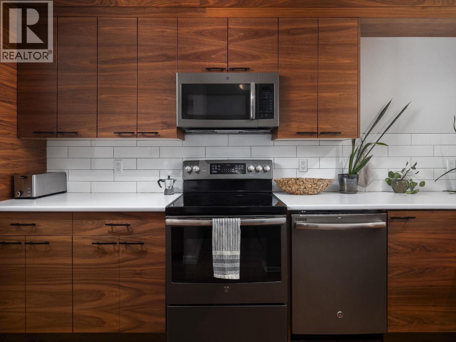 #131 101 N TABOR BOULEVARD - 5