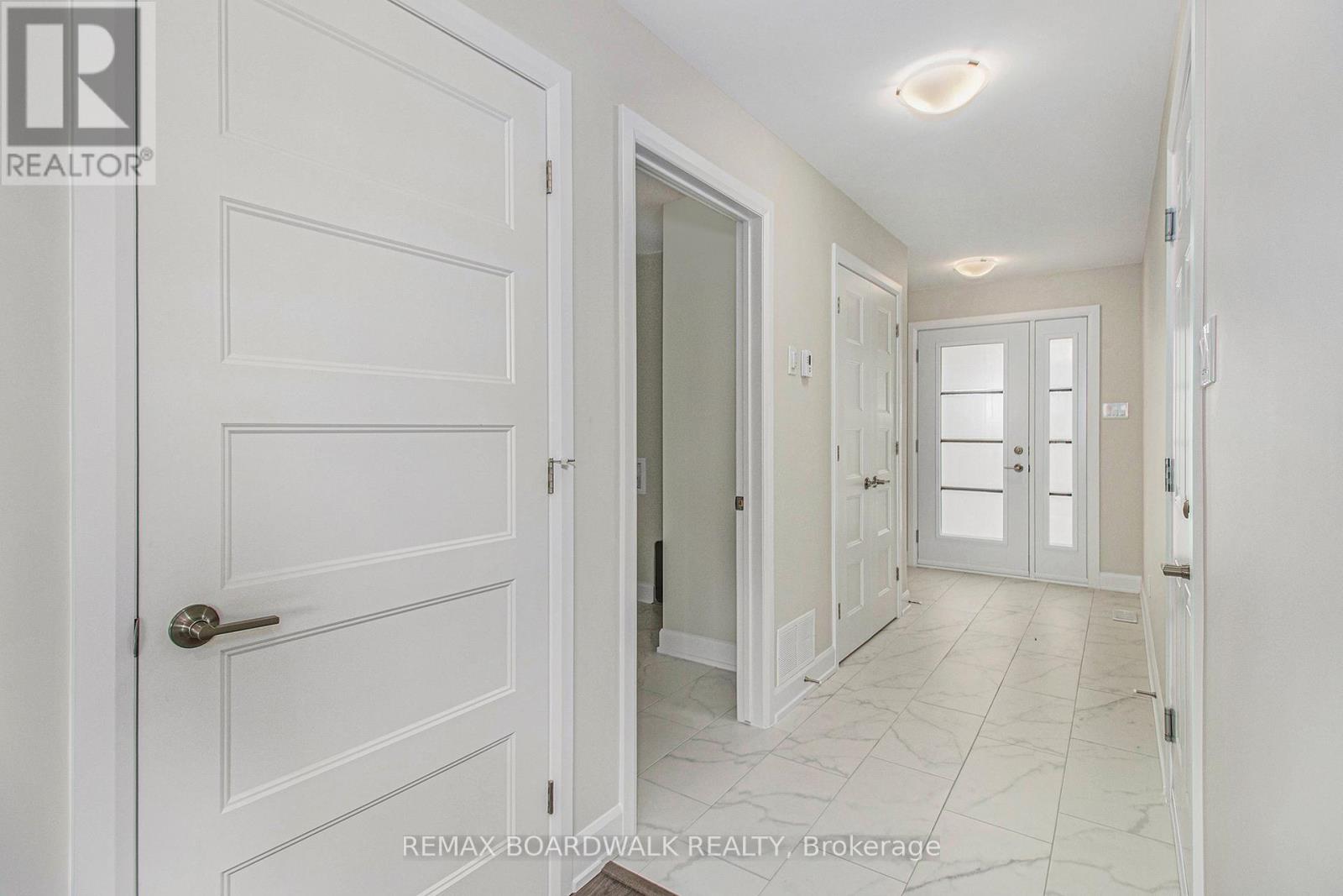 1145 MONTBLANC CRESCENT - 2
