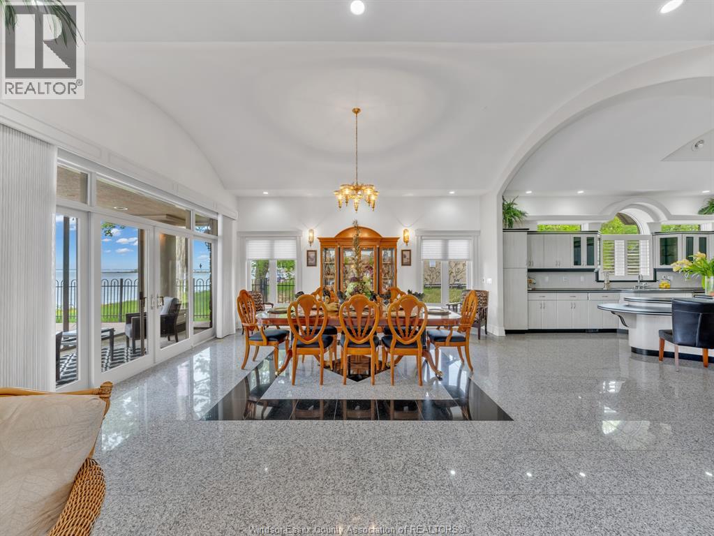 1702 CAILLE AVENUE - 19