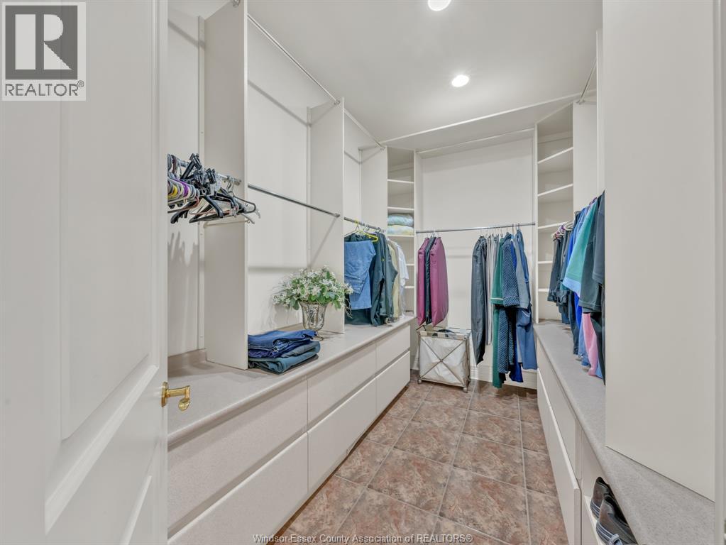 1702 CAILLE AVENUE - 30