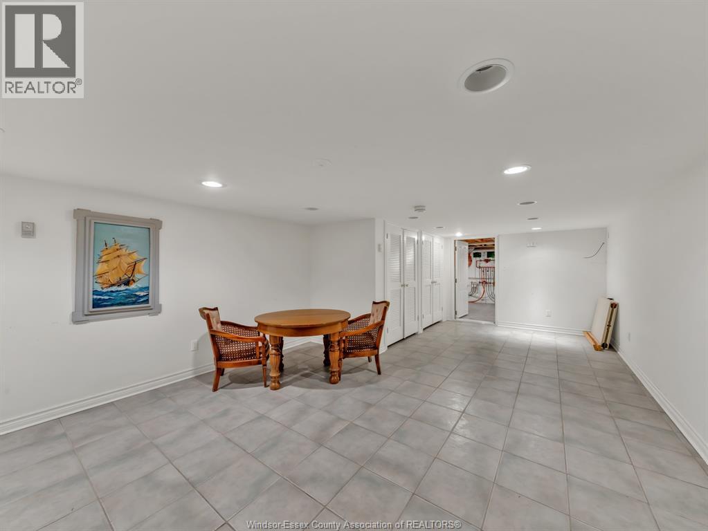 1702 CAILLE AVENUE - 37