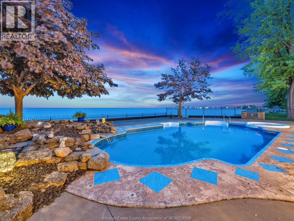 1702 CAILLE AVENUE - 40
