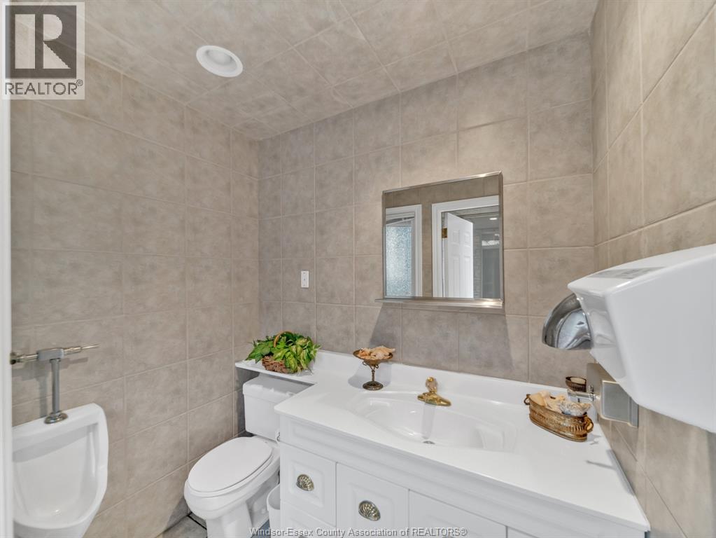 1702 CAILLE AVENUE - 42