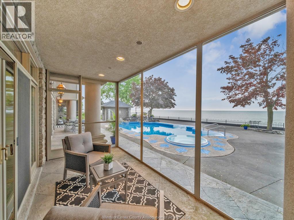 1702 CAILLE AVENUE - 43