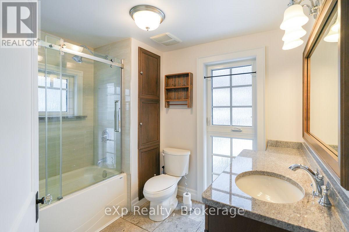 1144 4TH AVENUE W - 17