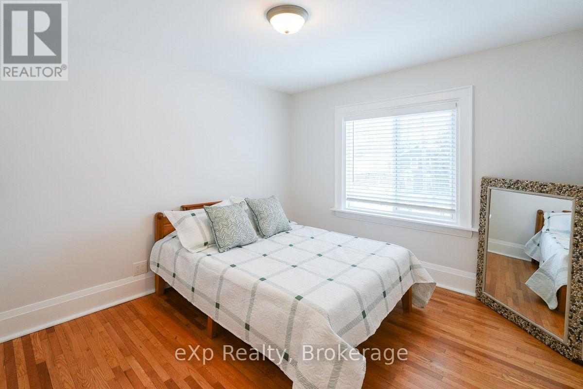 1144 4TH AVENUE W - 19