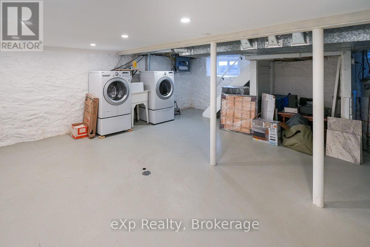 1144 4TH AVENUE W - 27