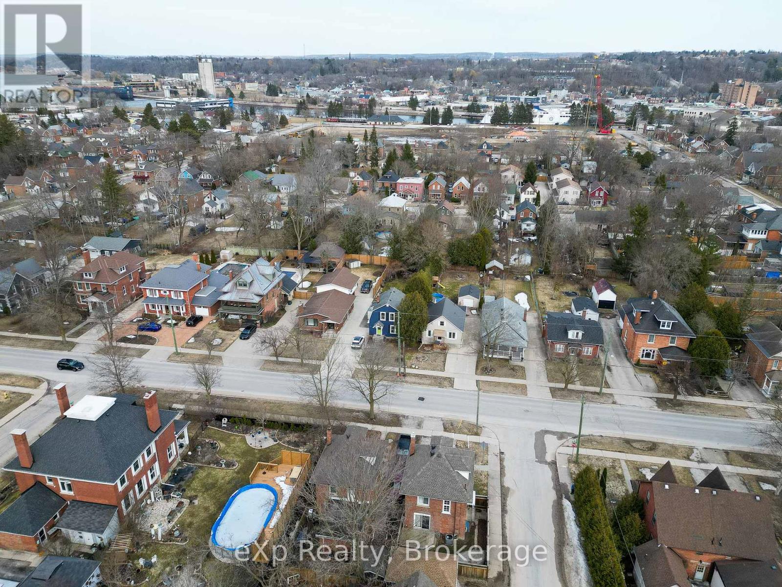 1144 4TH AVENUE W - 41