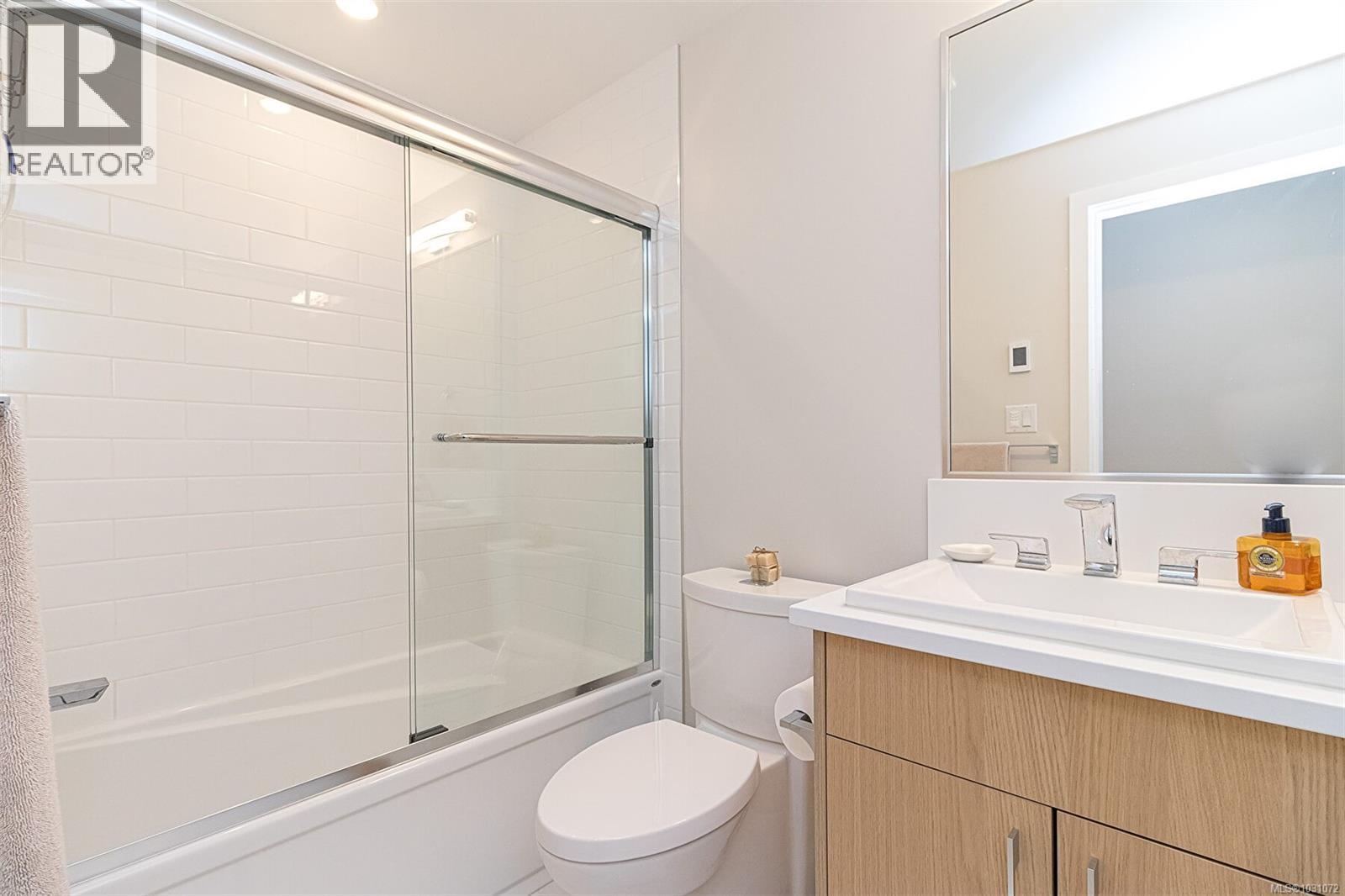 #308 9861 THIRD ST - 23