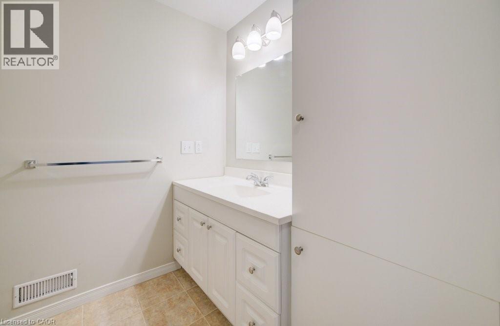 4137 WILMOT EASTHOPE Road - 35