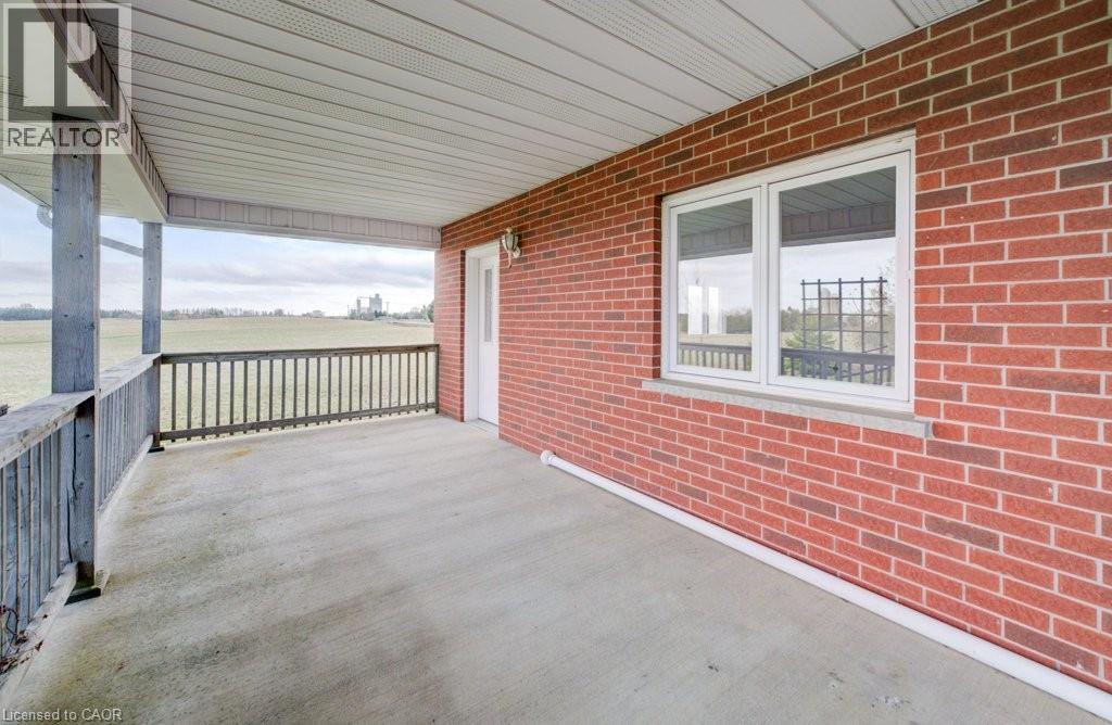 4137 WILMOT EASTHOPE Road - 43