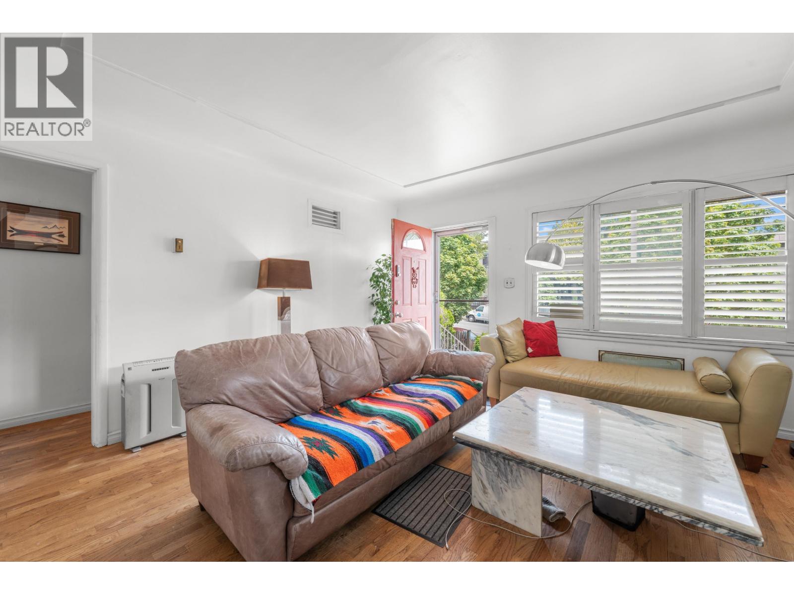7429 FRASER STREET, Vancouver
