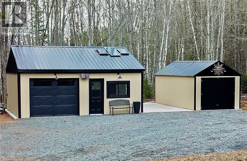 89 Drummond Road - 33