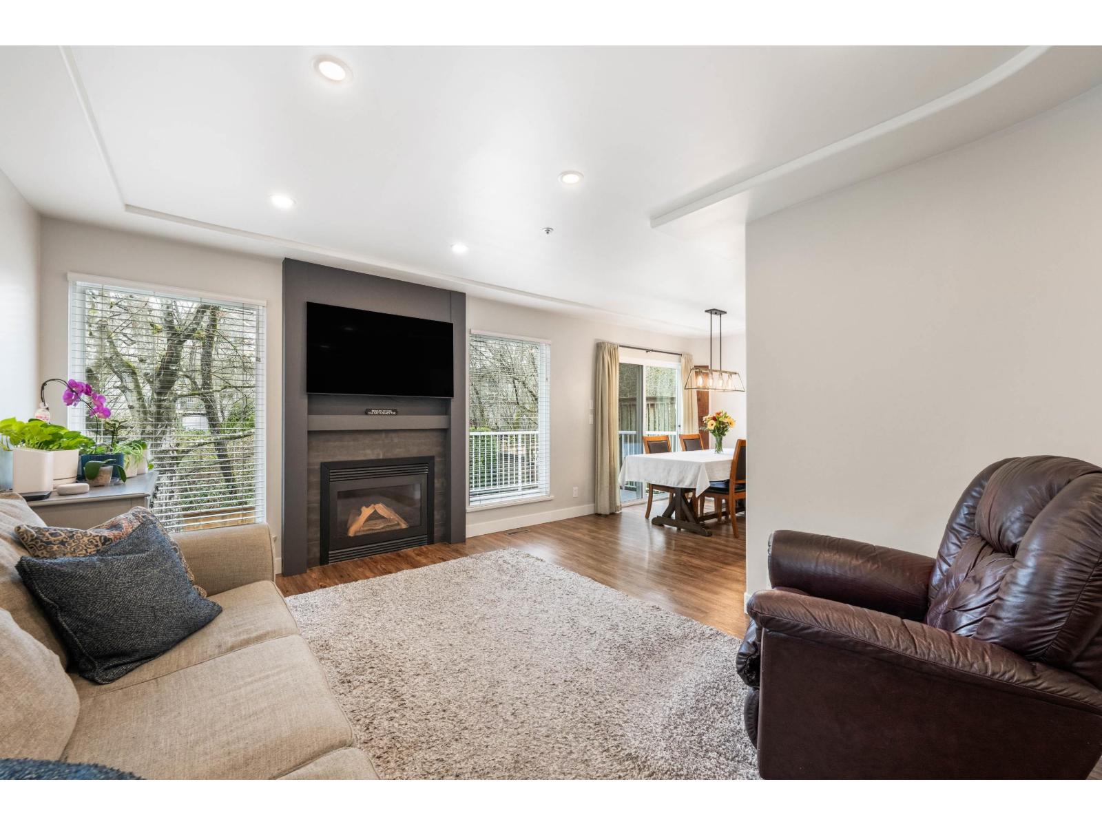 4 9559 208 STREET, Langley