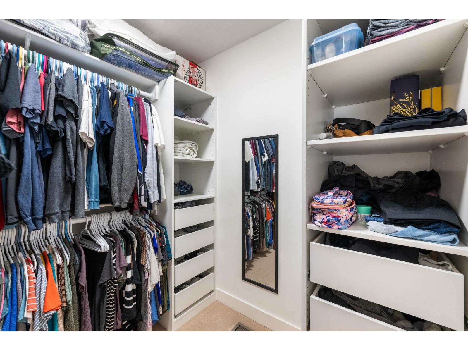 4 9559 208 STREET, Langley