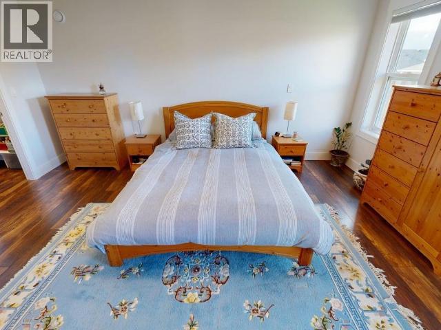 7367 GLACIER STREET - 30