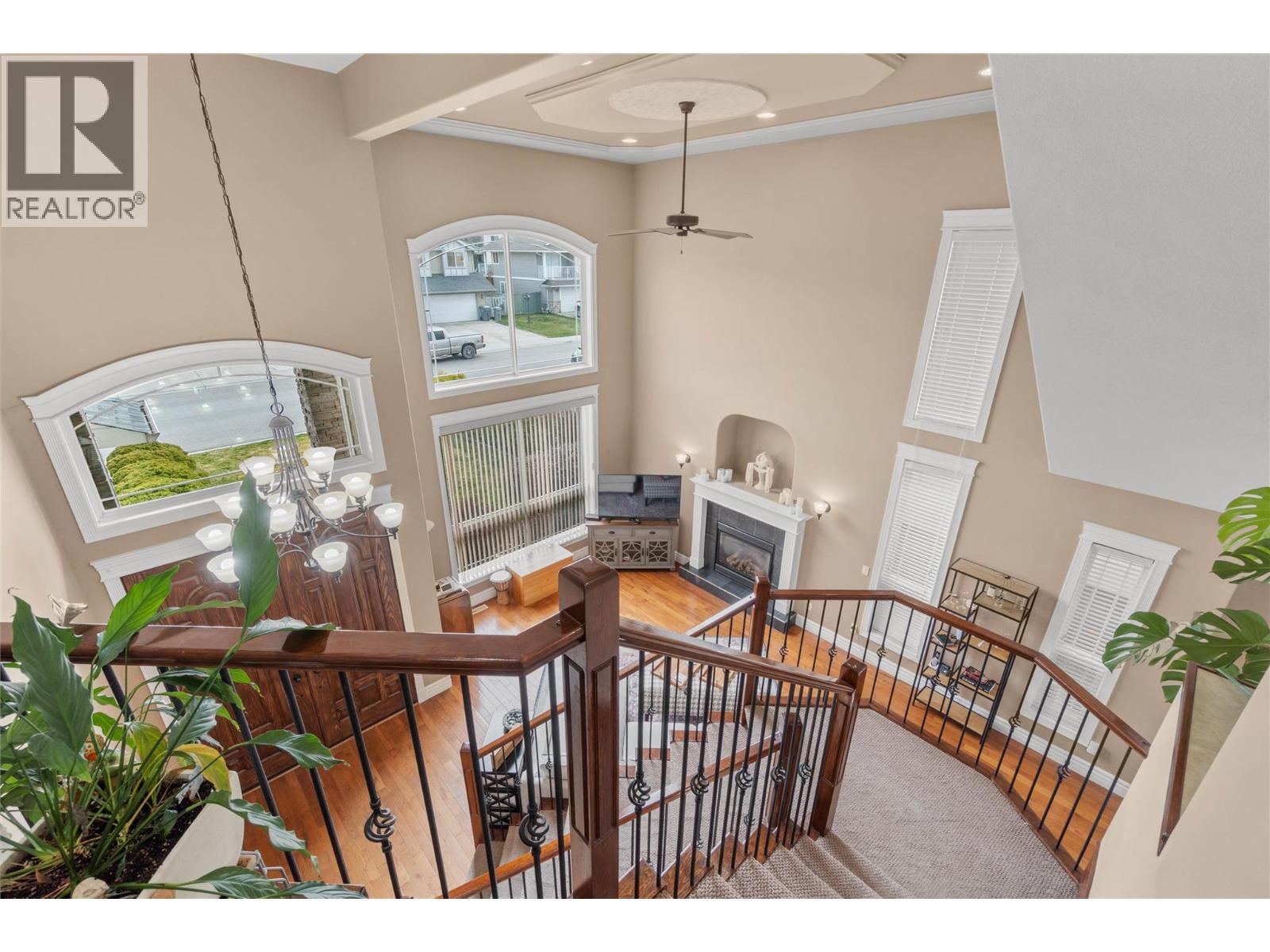 866 ARLINGTON Court - 16