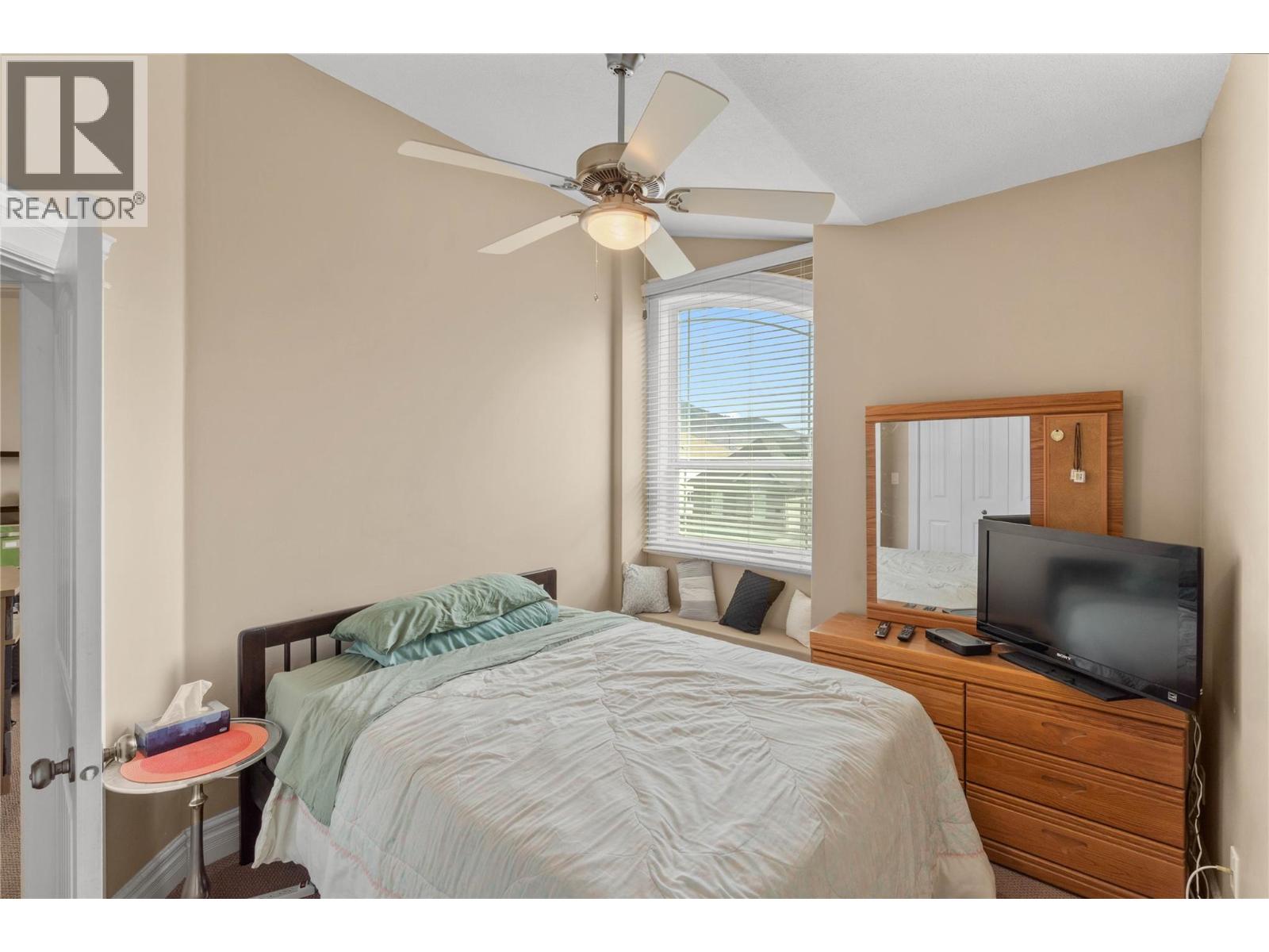  866 ARLINGTON Court, Kamloops