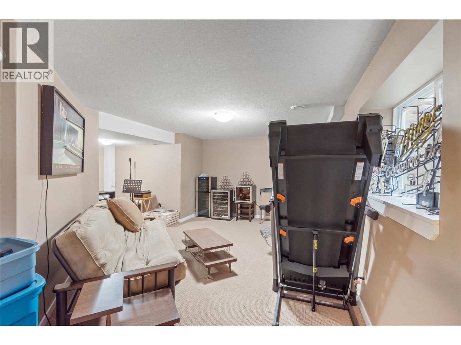  866 ARLINGTON Court, Kamloops