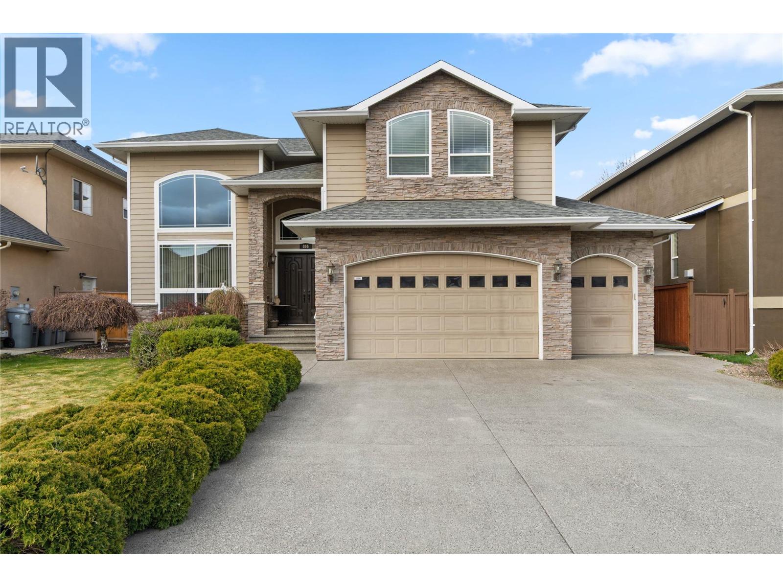  866 ARLINGTON Court, Kamloops