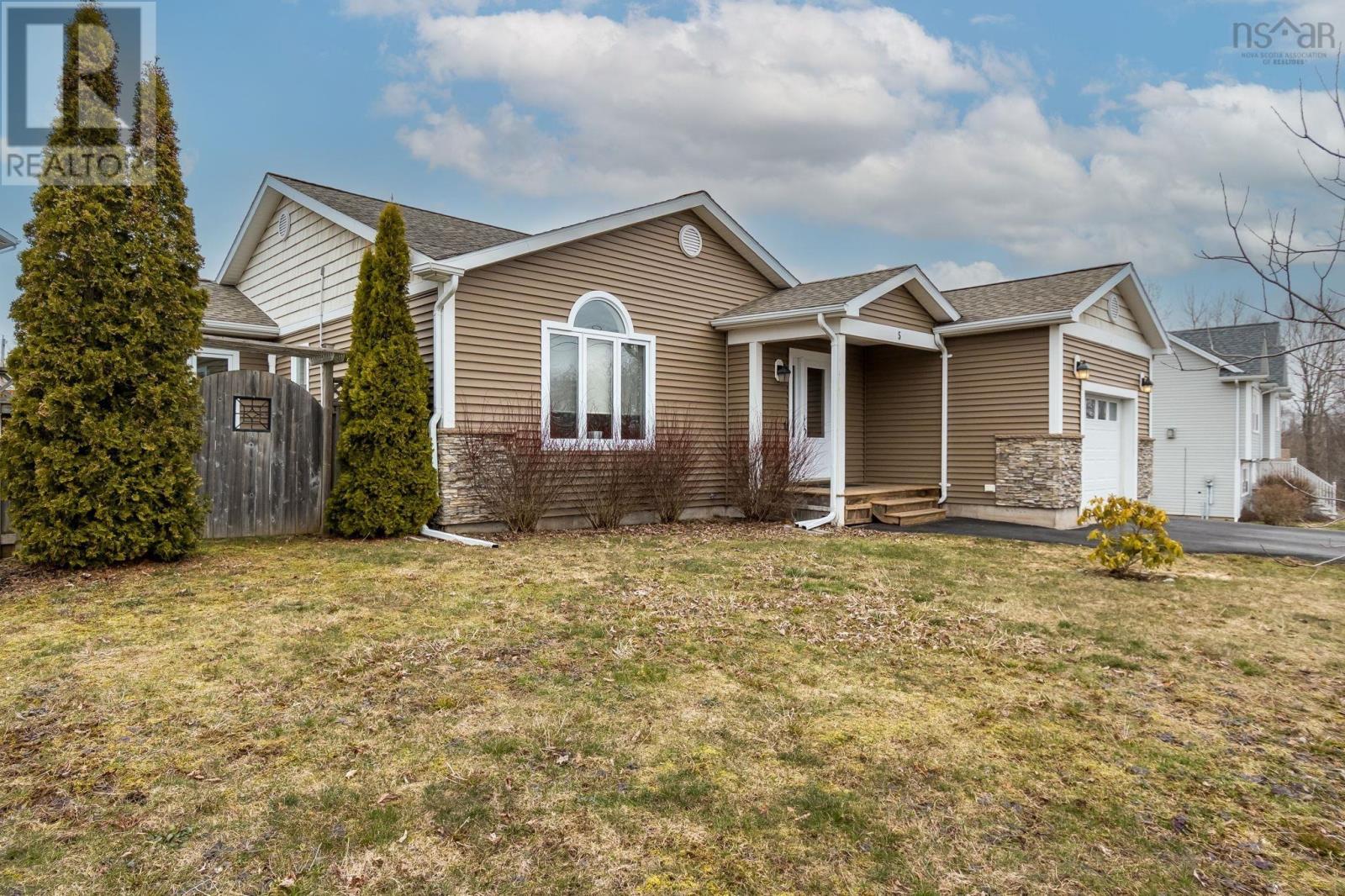 Property 3 of 49 of 5 Tailfeather Court