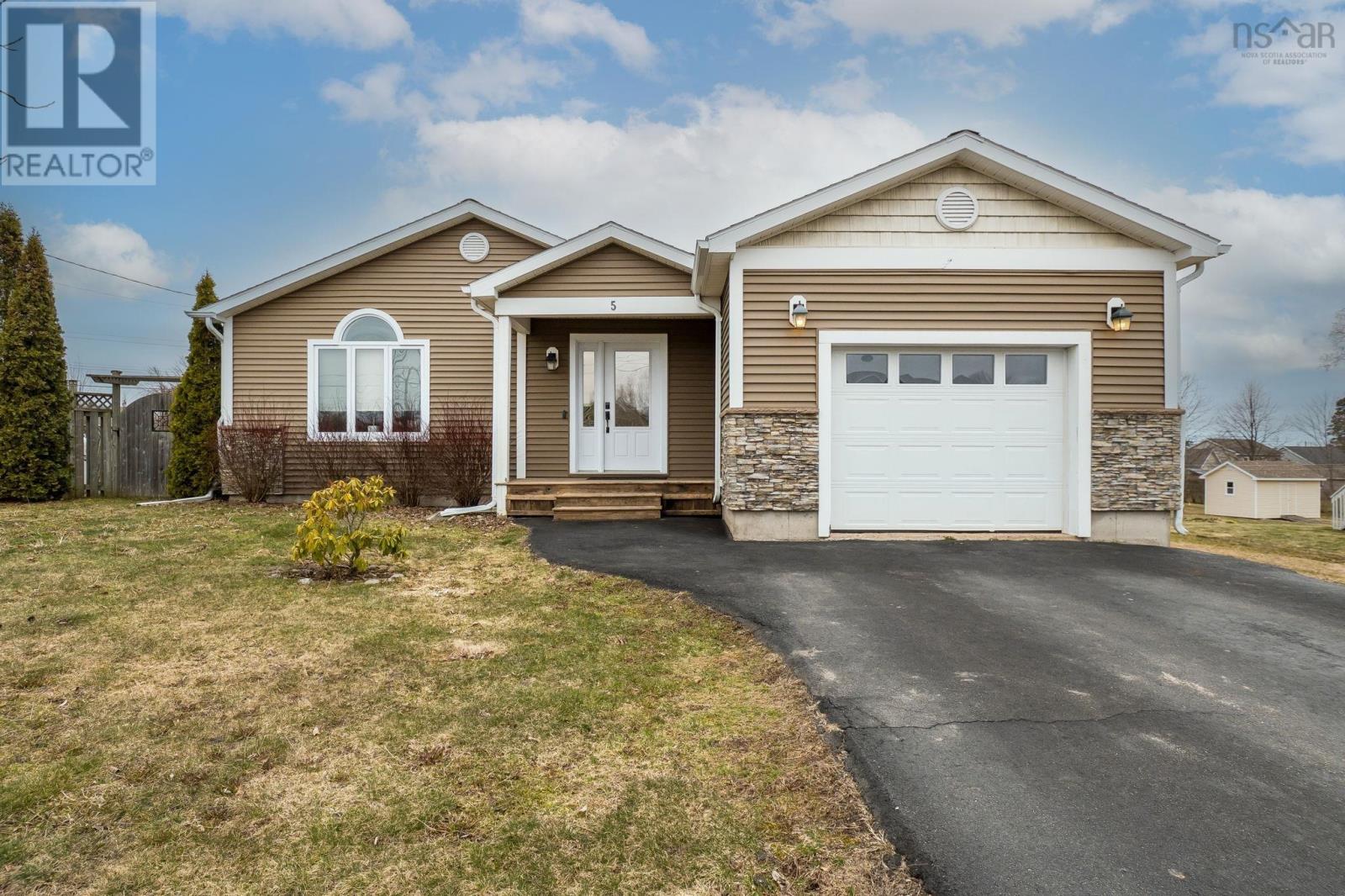 Property 39 of 49 of 5 Tailfeather Court