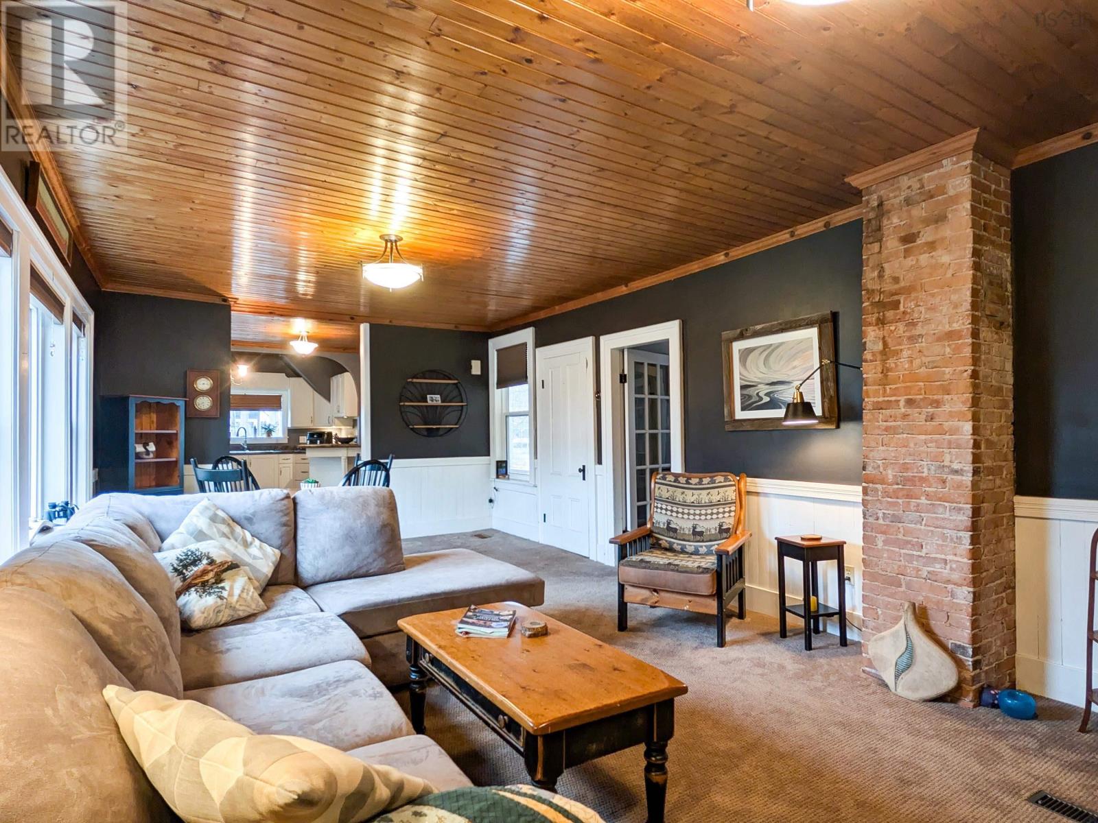 Property 20 of 41 of 414 Granville Street