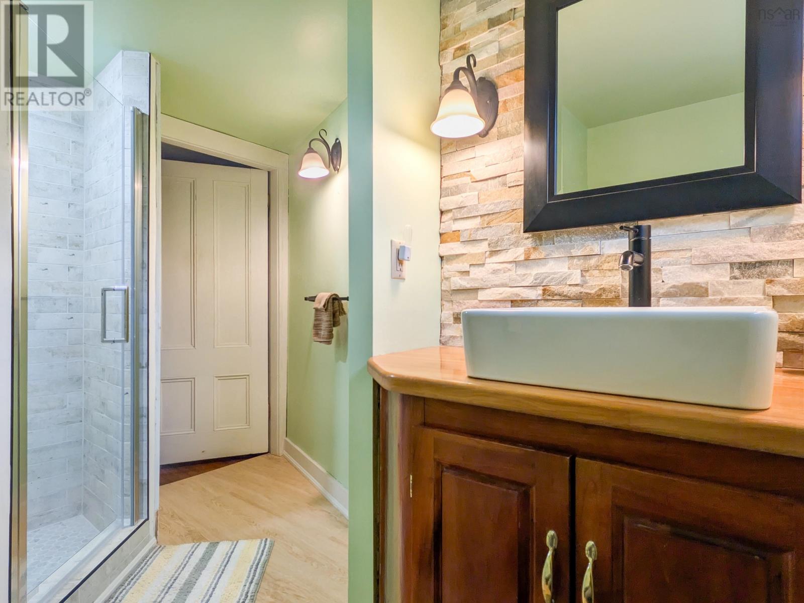 Property 25 of 41 of 414 Granville Street