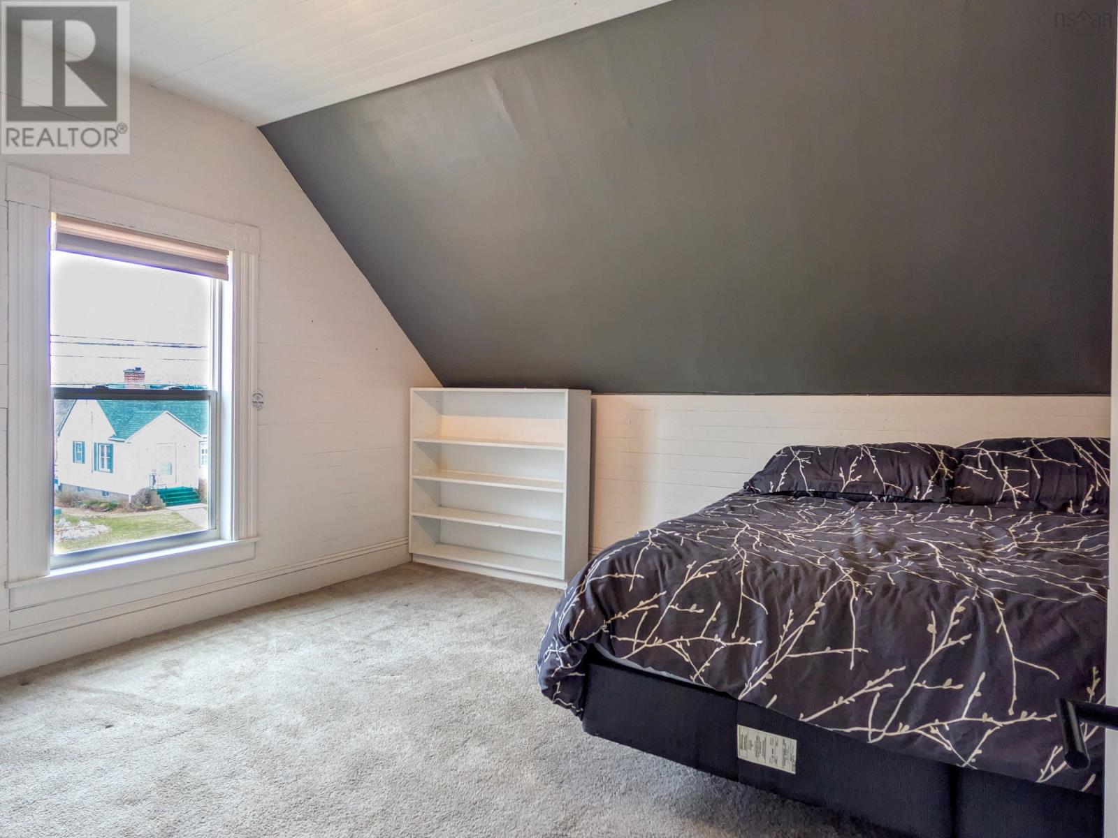 Property 28 of 41 of 414 Granville Street