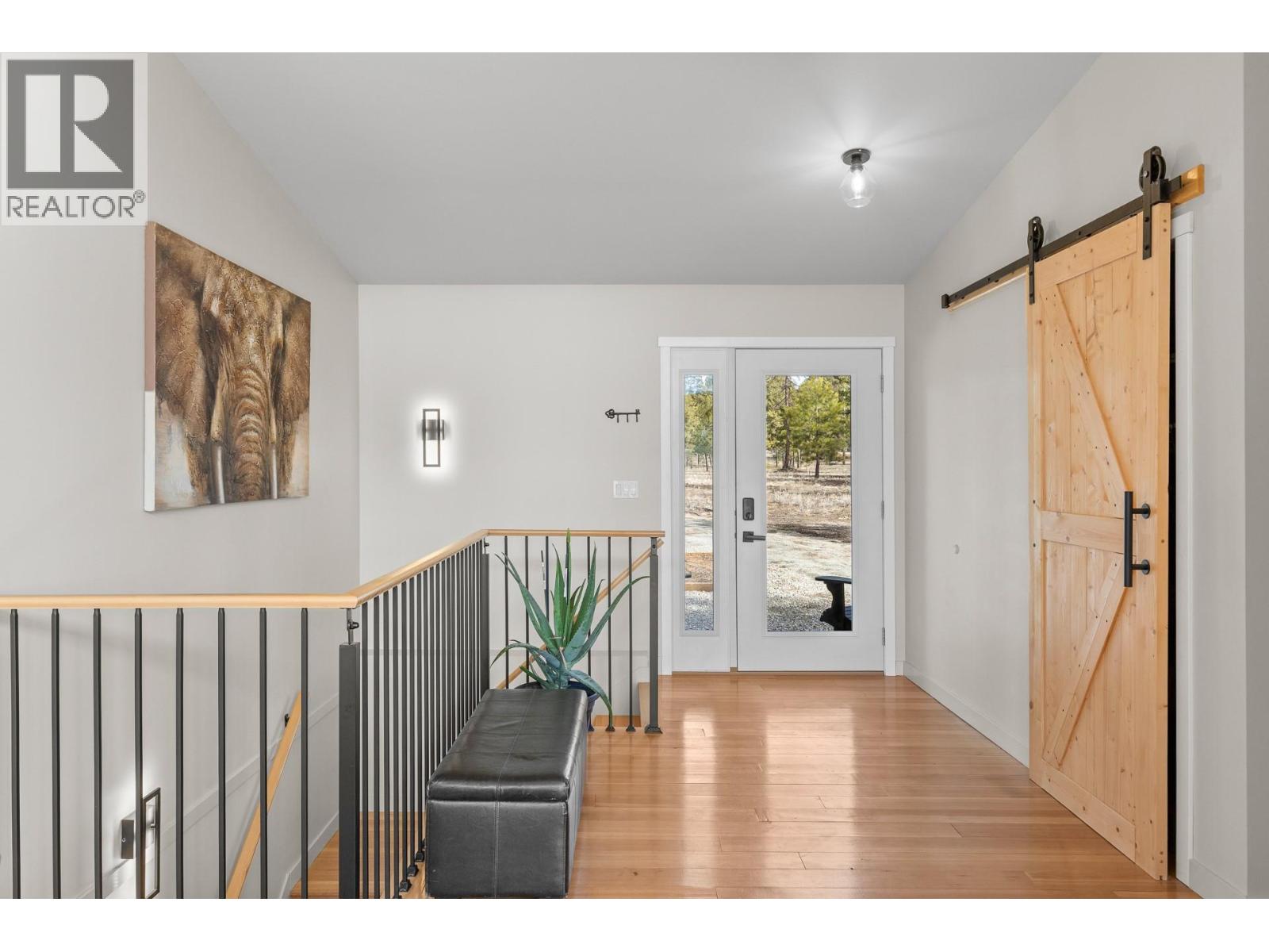 31 Nine Mile Place, Osoyoos