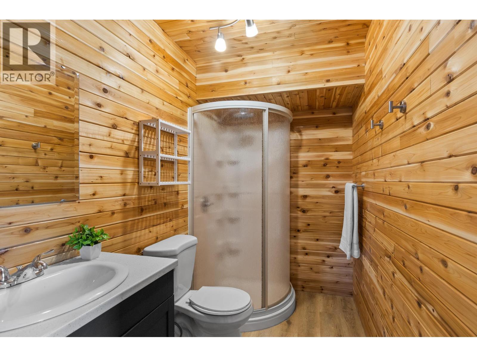 31 Nine Mile Place, Osoyoos