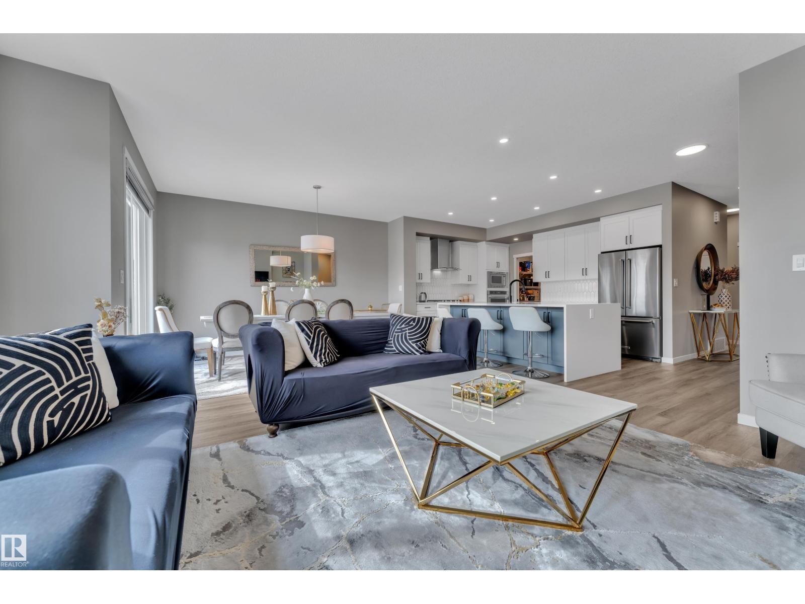 21853 98A AV NW, Edmonton