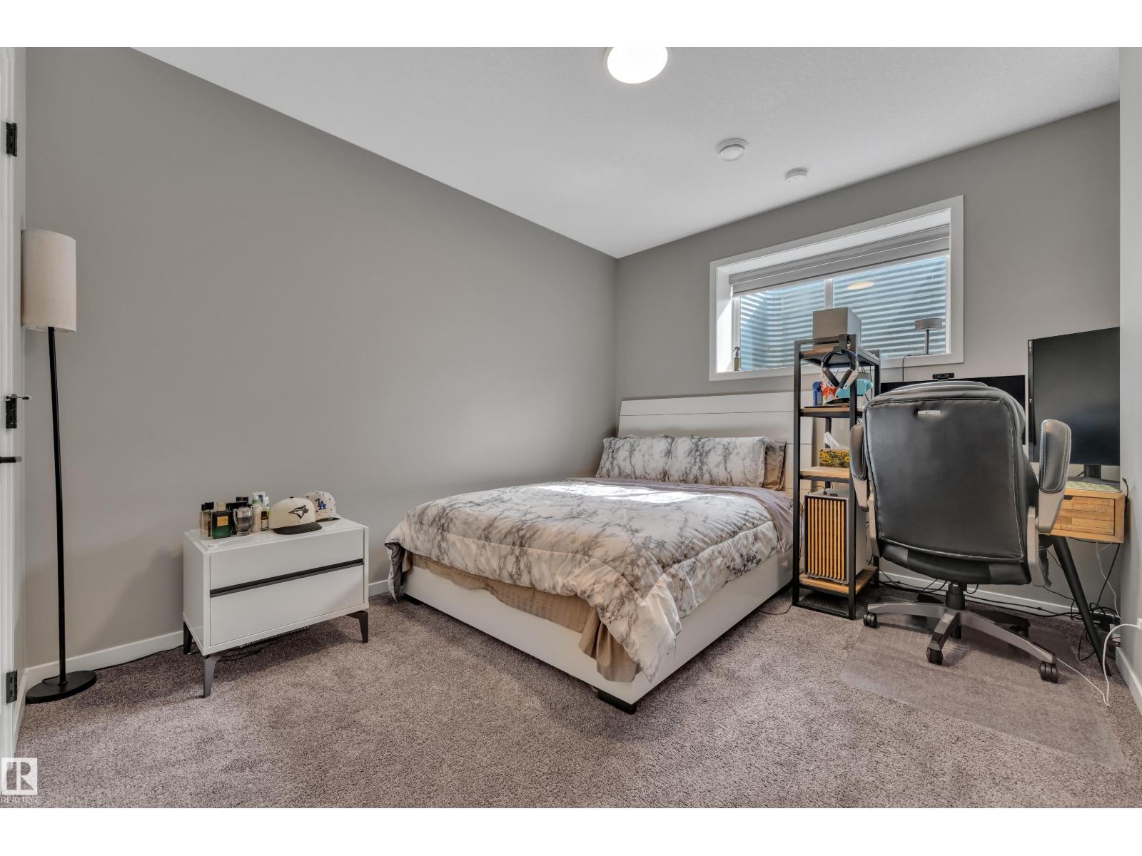 21853 98A AV NW, Edmonton