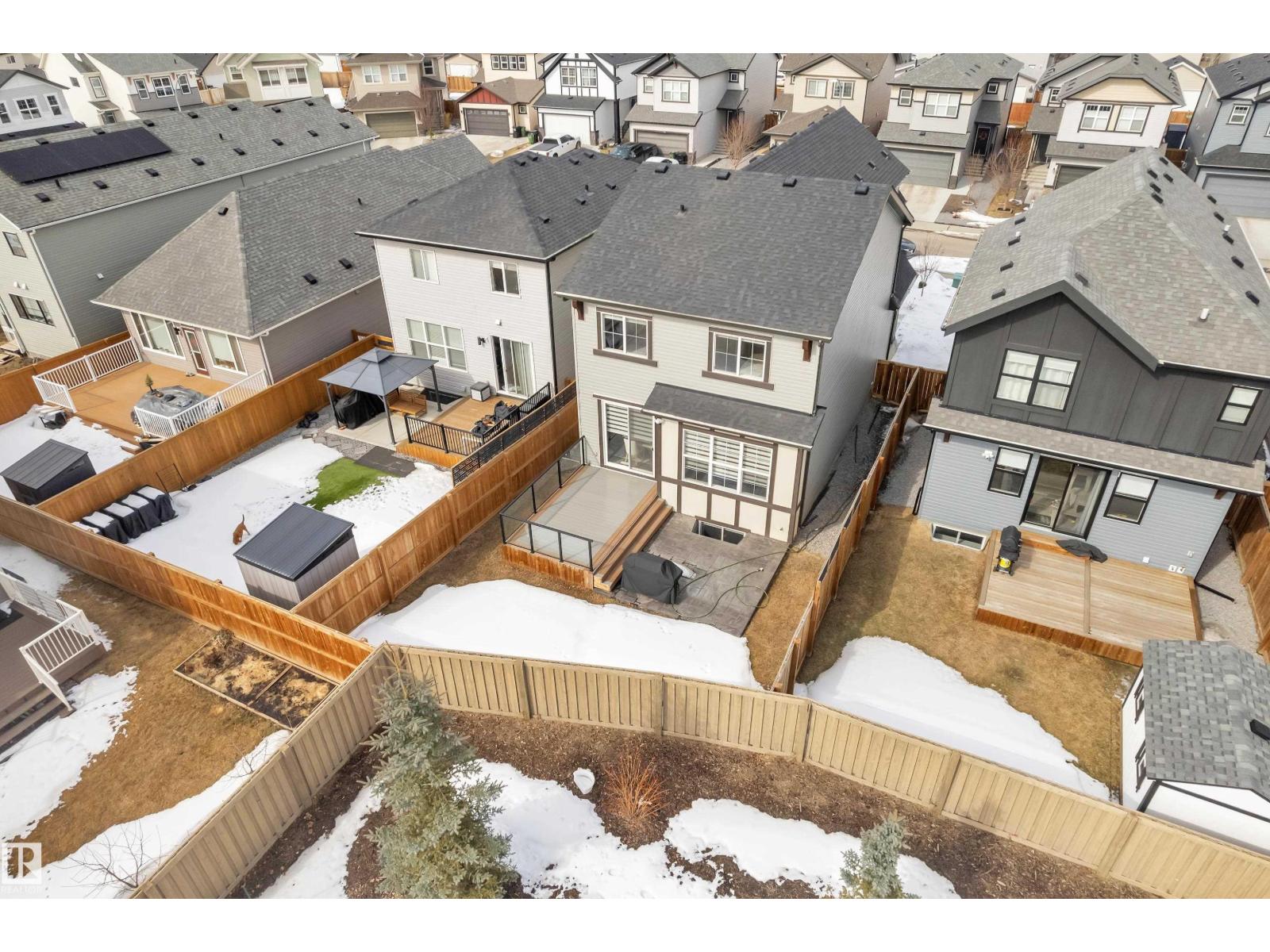 21853 98A AV NW, Edmonton