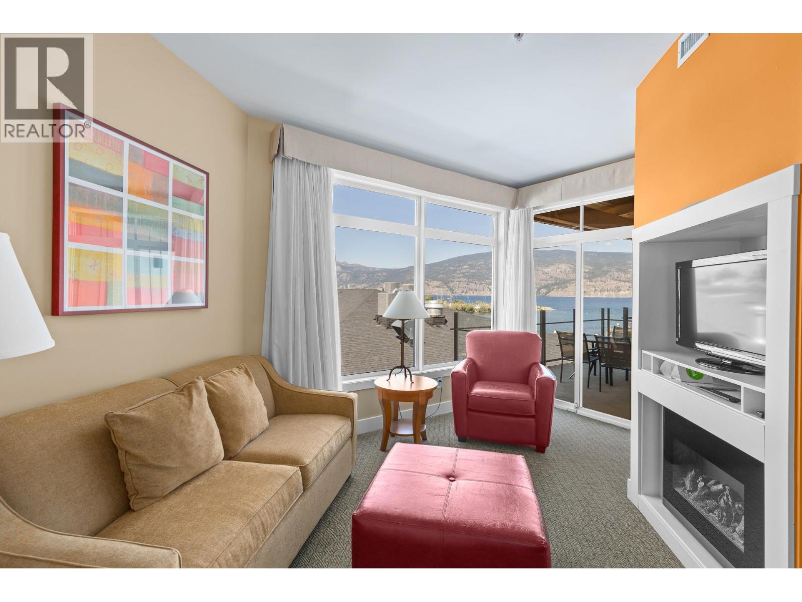 12811 LAKESHORE Drive Unit# 518, Summerland