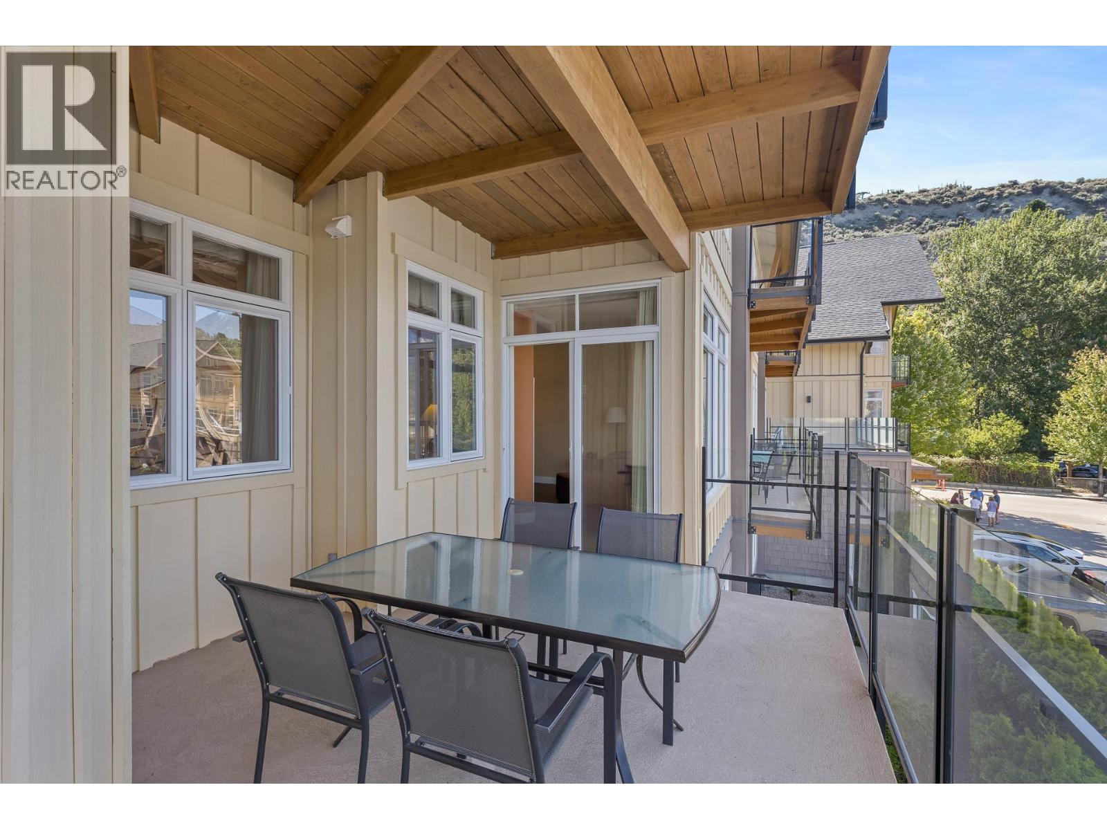 12811 LAKESHORE Drive Unit# 518, Summerland