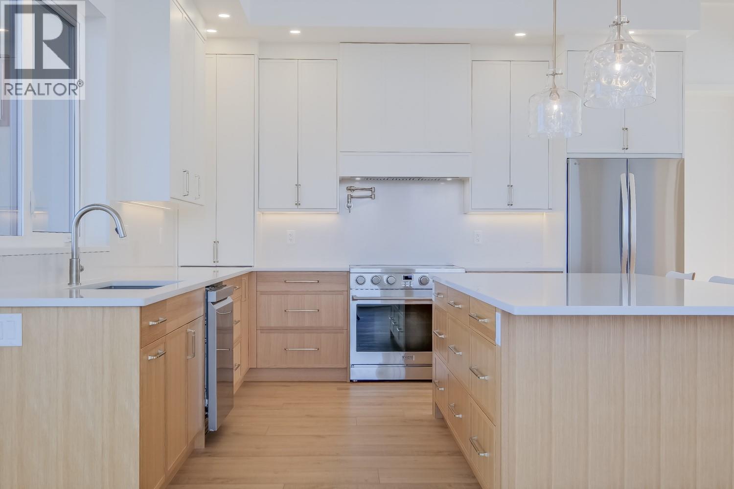 106 3331 EVERGREEN Drive, Penticton