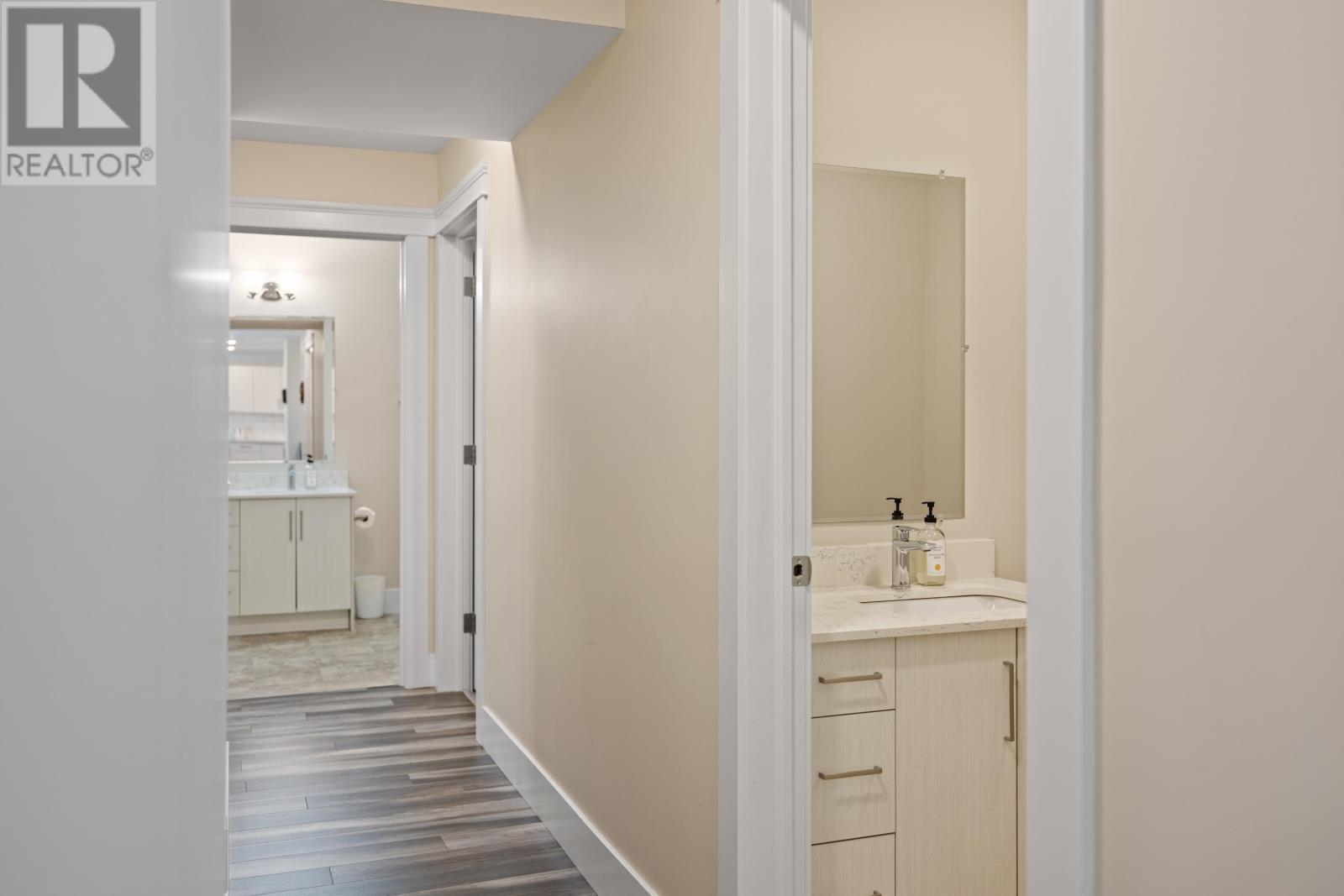 #204 29 STRATFORD ROAD - 16